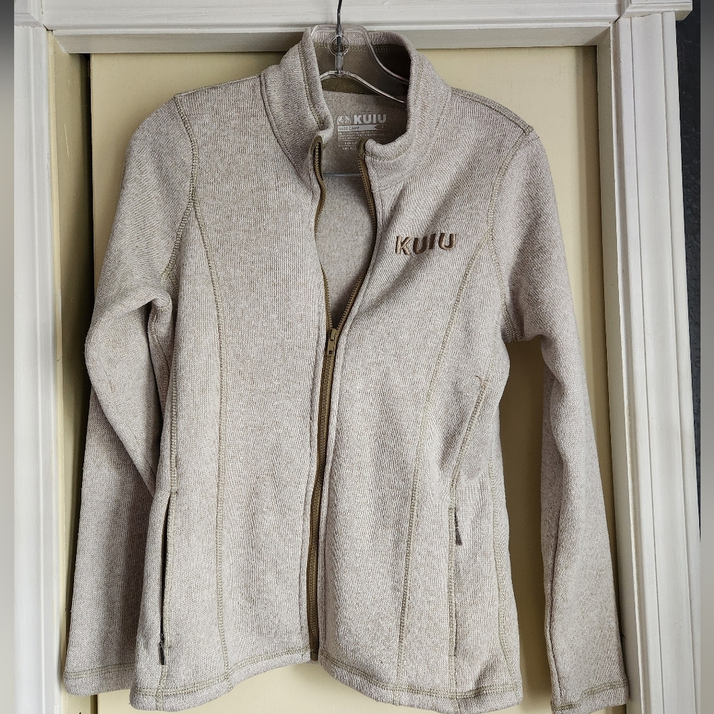 Womens Kuiu, oatmeal, base layer jacket